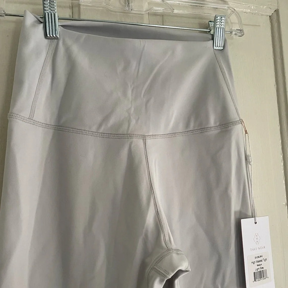 NEW! Tavi Noir Light Gray High Waisted Silky Soft Leggings The Handle Bar - Picture 2 of 8